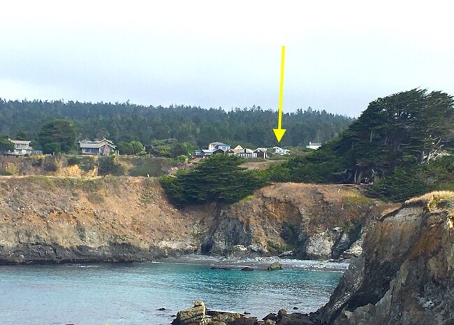 Exceptional location - 10880 Palette Dr