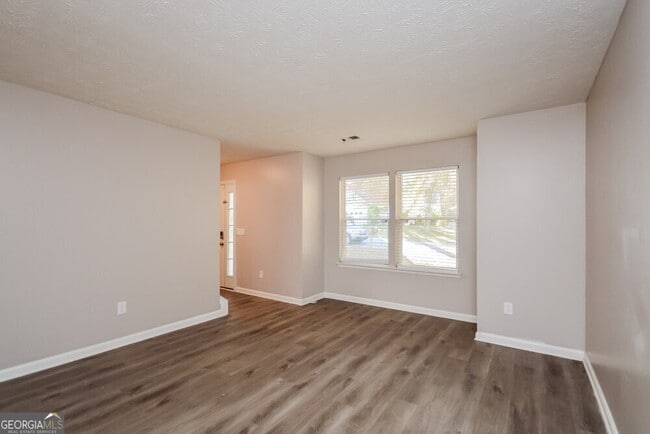 Building Photo - 1693 Laurel Creek Cir