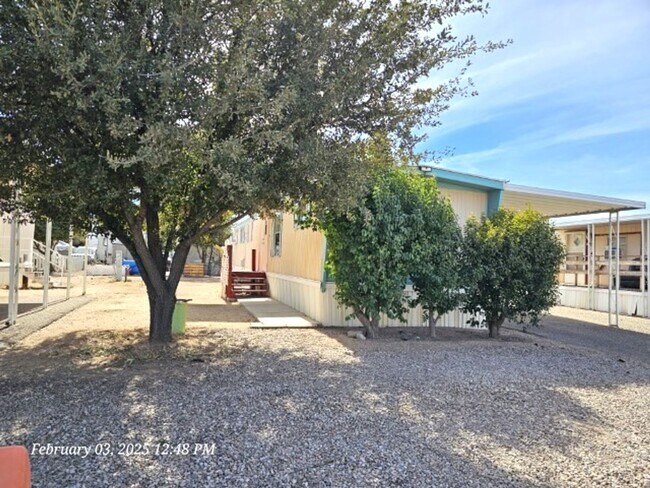 Building Photo - 812 E McNeil Rd