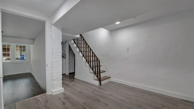 Building Photo - 228 Cromwell Terrace NE