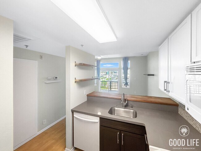 Foto del edificio - Beautiful Studio in North Park with Walk-I...