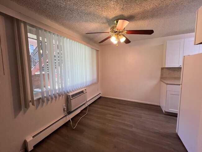 Foto del edificio - 10th Street Square Apartments