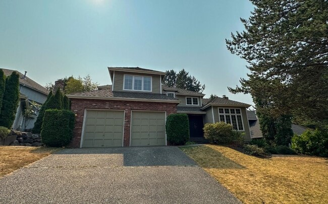 Building Photo - 3 Bd / 2.5 Ba Issaquah Home