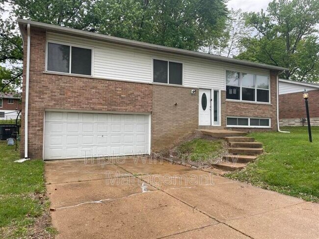 Foto del edificio - 2022 Northaire Ln