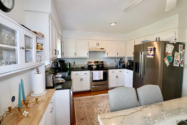 Foto del edificio - 13847 S Alden Ct