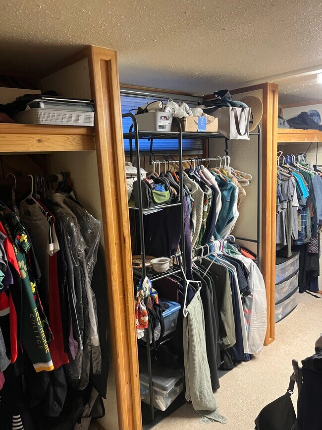 Foto del edificio - 470 S 39th St