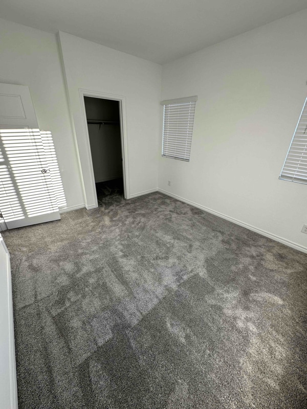 Foto del edificio - 600 Carriage Hill Dr