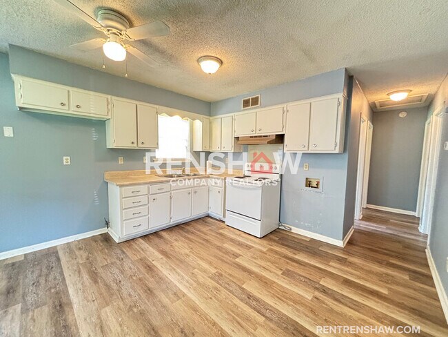 Foto del edificio - 6200 Tulane Rd