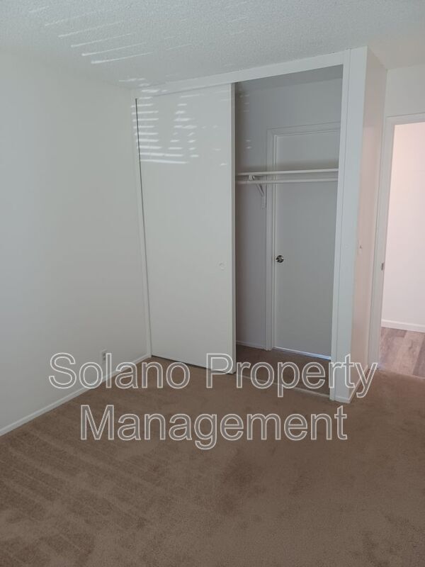 Foto del edificio - 766 E Tabor Ave