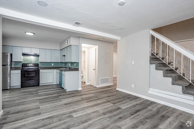3BR, 1.5BA - 1,142SF - Kitchen/Dining Room - Lakeside Reserve