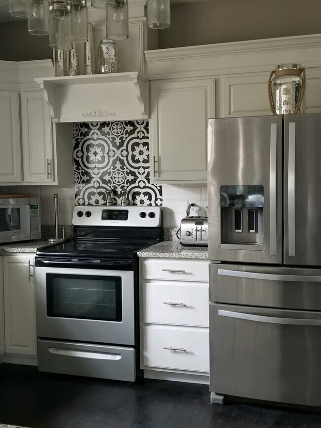 Foto del edificio - 210 Heritage Ln