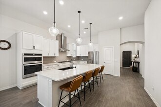 Building Photo - 7331 Mayapple Grove Ln
