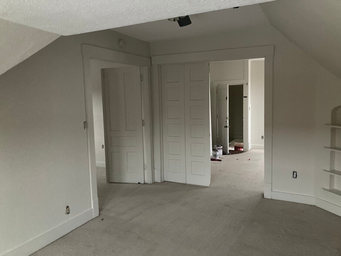 Foto principal - 849 3rd Ave SE