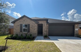 Building Photo - 27314 Oceanus Springs Dr
