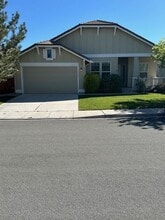 Building Photo - 5759 Desert Mirage Dr
