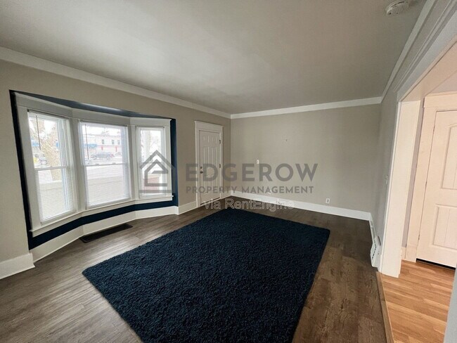 Foto del edificio - 719 Stocking Ave NW