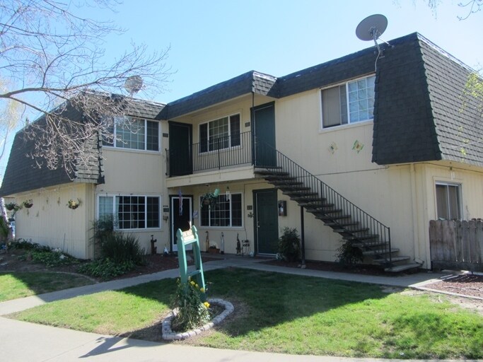 Primary Photo - 1295 Williams Way