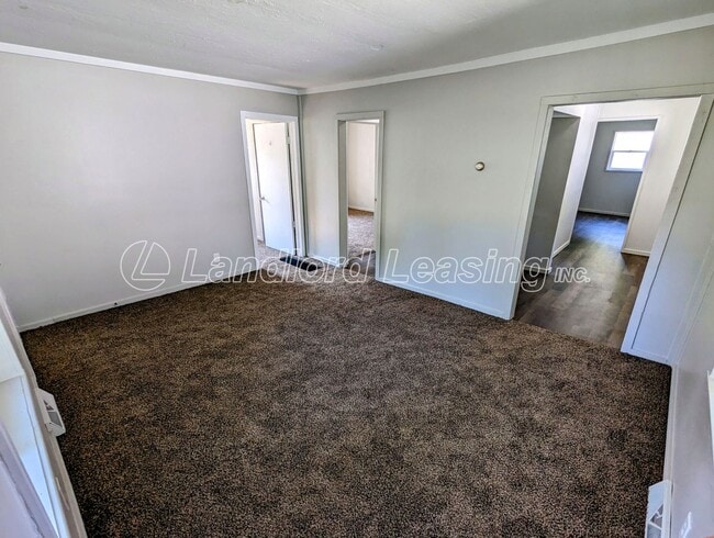 Building Photo - Move-In Ready 3-Bedroom Ranch with Modern Updates