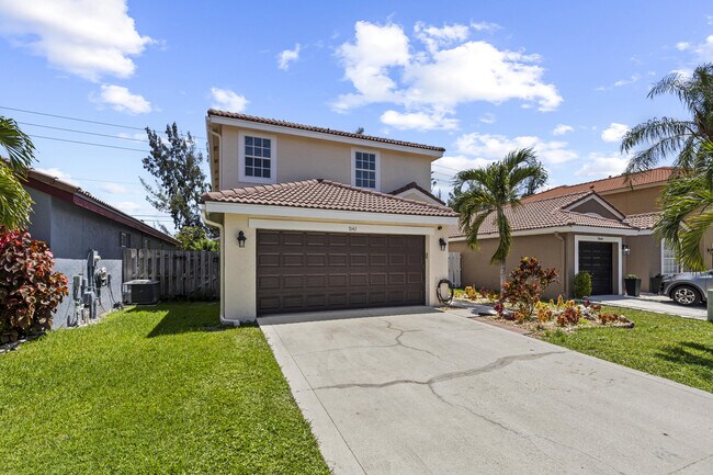 Foto del edificio - 7842 Springfield Lake Dr