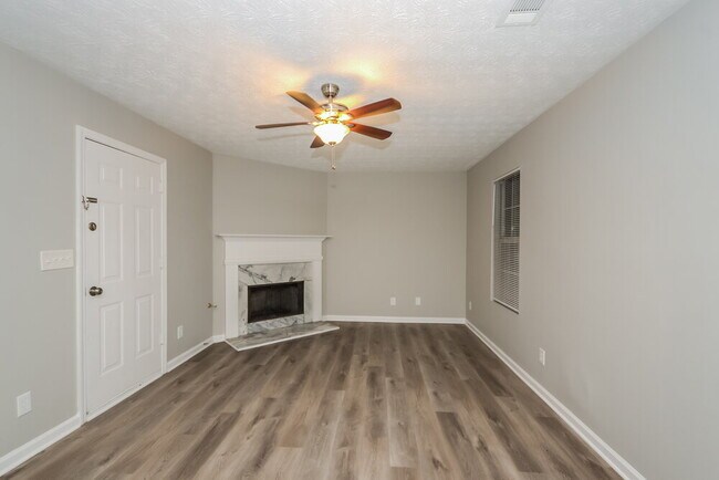 Building Photo - 758 Kilkenny Cir