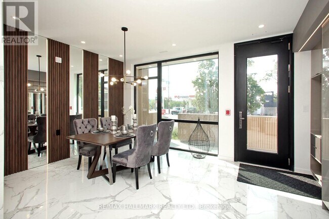 Photo du bâtiment - 4 Owen Dr