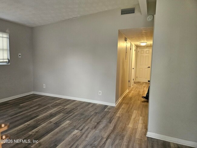 Foto del edificio - 2169 W 14th St