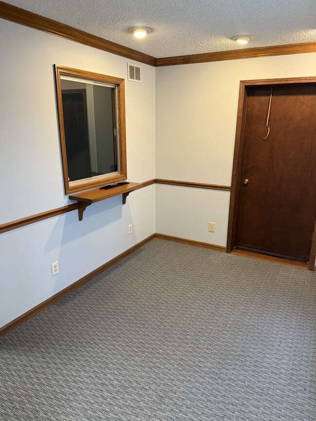 Photo - 1010 N University Blvd Townhome