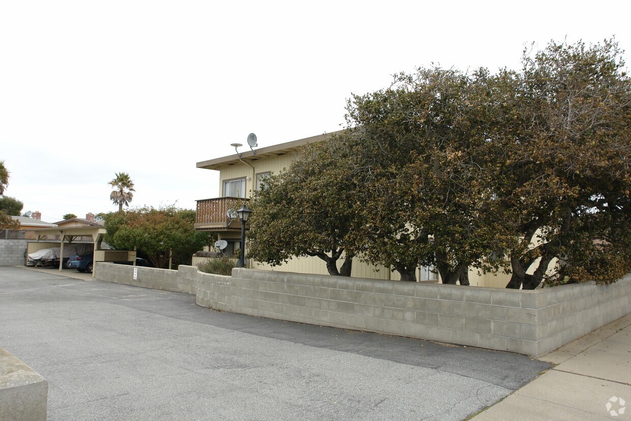 Foto del edificio - 3129 Bayer St