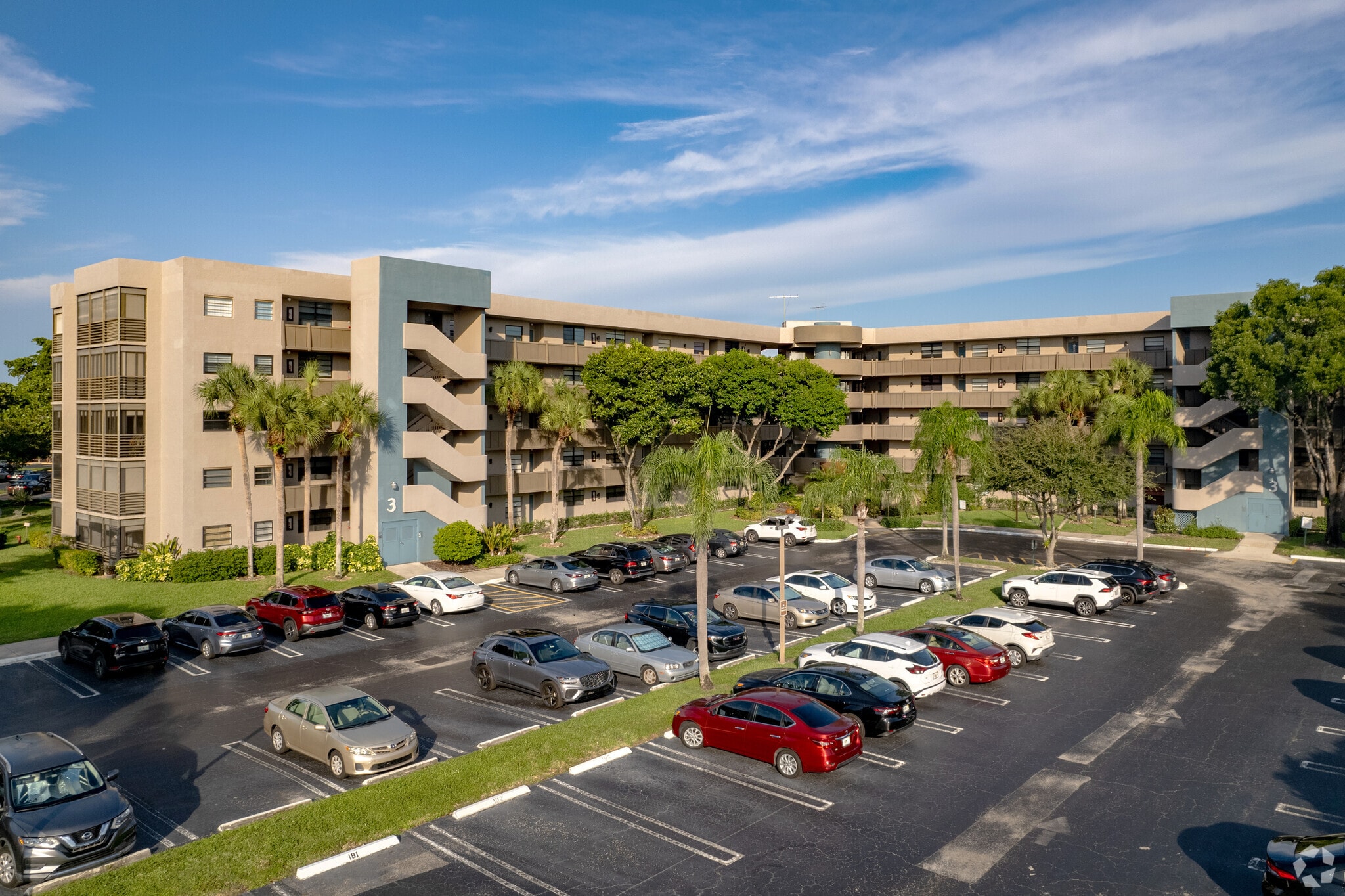 Colony Point Condominiums