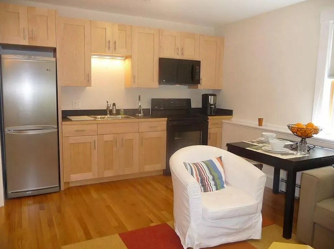 Foto principal - 184 Prospect St