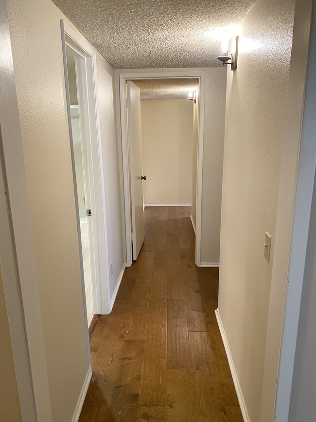 Foto del edificio - 505 N Louise St