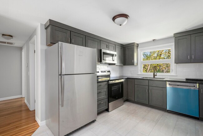 Foto del edificio - 40 W Wrentham Rd