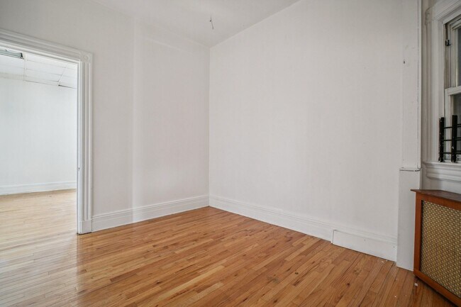 Building Photo - 83A Palisade Ave