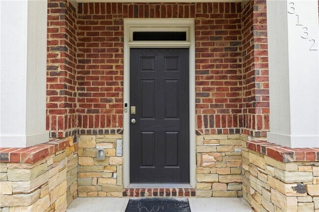 Foto del edificio - 3132 Hawthorn Farm Blvd