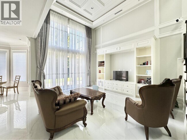 Building Photo - 10271 Buttermere Dr