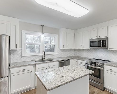 Building Photo - 219 Rosecliff Dr