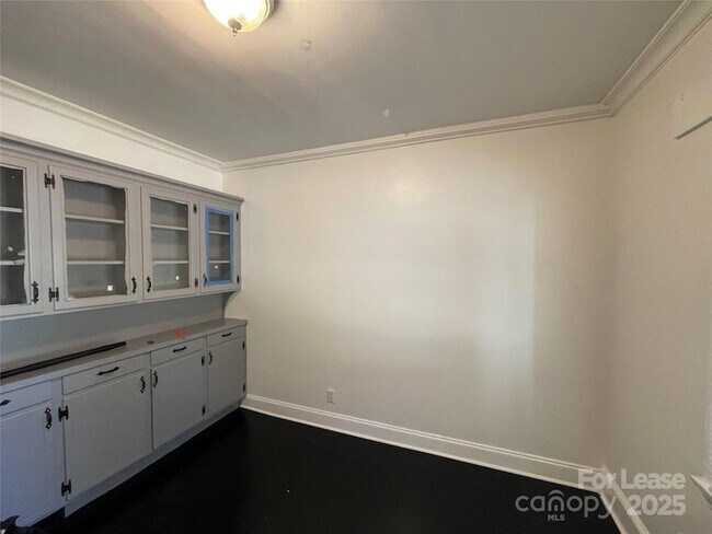 Foto del edificio - 5311 Princess St