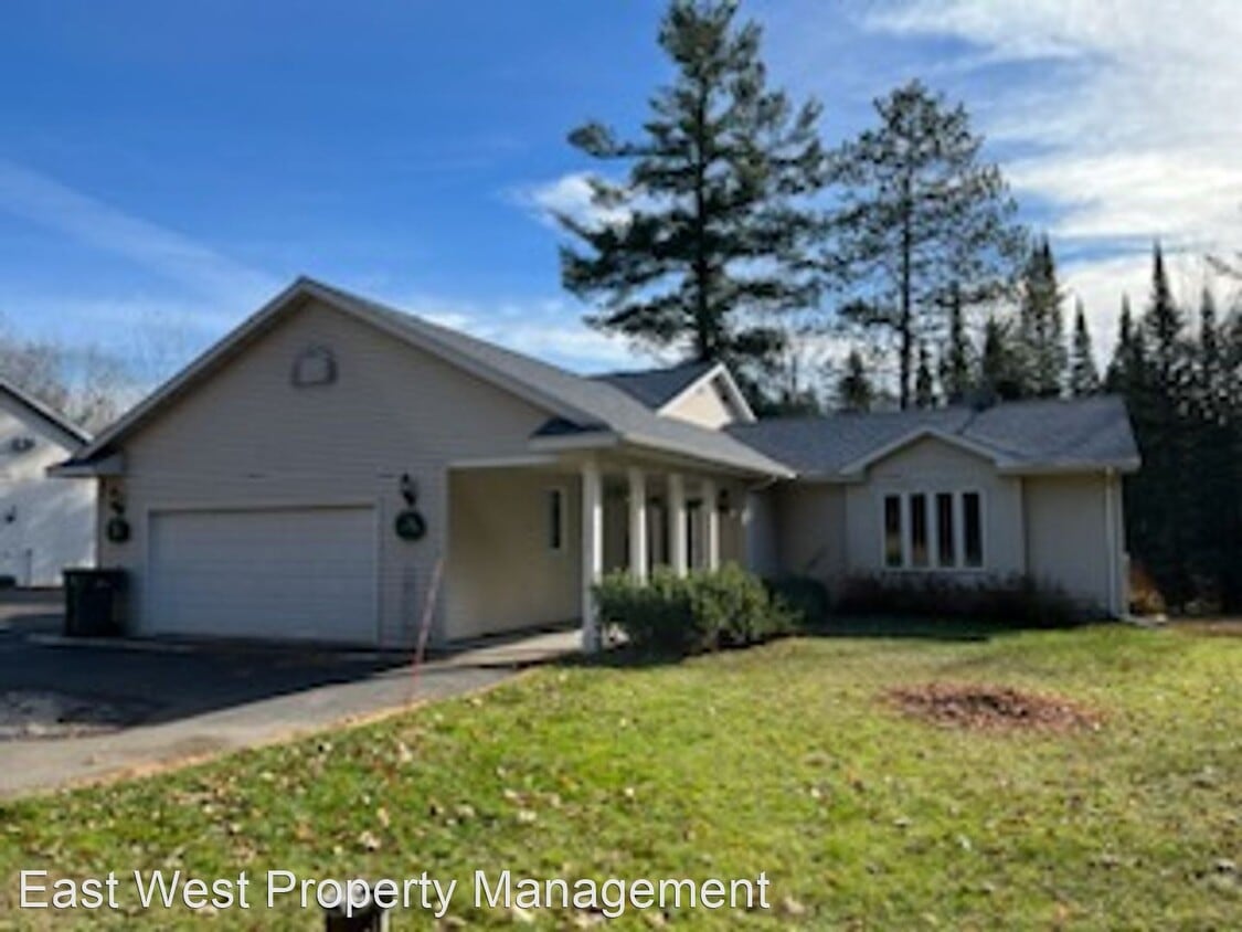 4 br, 3 bath House 1552 White Pine Trail House Rental in Cloquet, MN