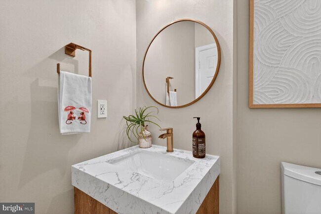 Building Photo - 8713 Wadebrook Terrace