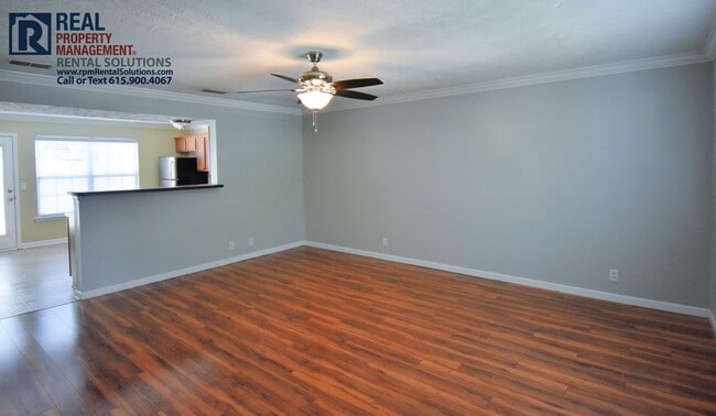Building Photo - Two bedroom townhome in GREAT location! Wa...