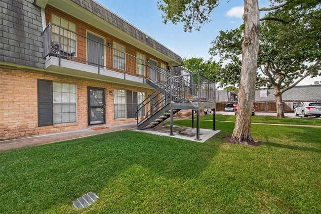 Foto del edificio - 9017 Gaylord Dr