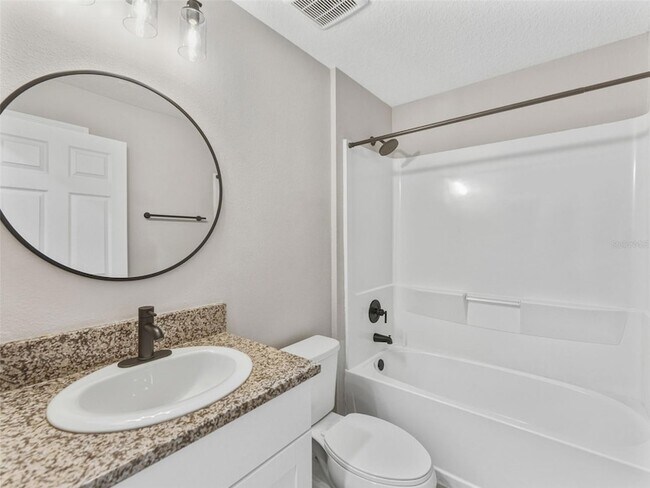 Building Photo - 12776 Tannencrest Dr