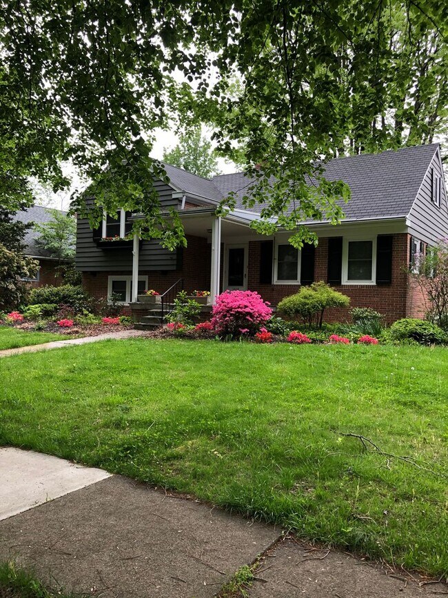 Foto del edificio - Wyomissing Schools Rental