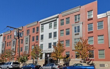Building Photo - 76 St Pauls Ave