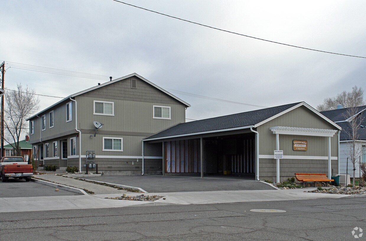 Foto principal - 737 Willow St