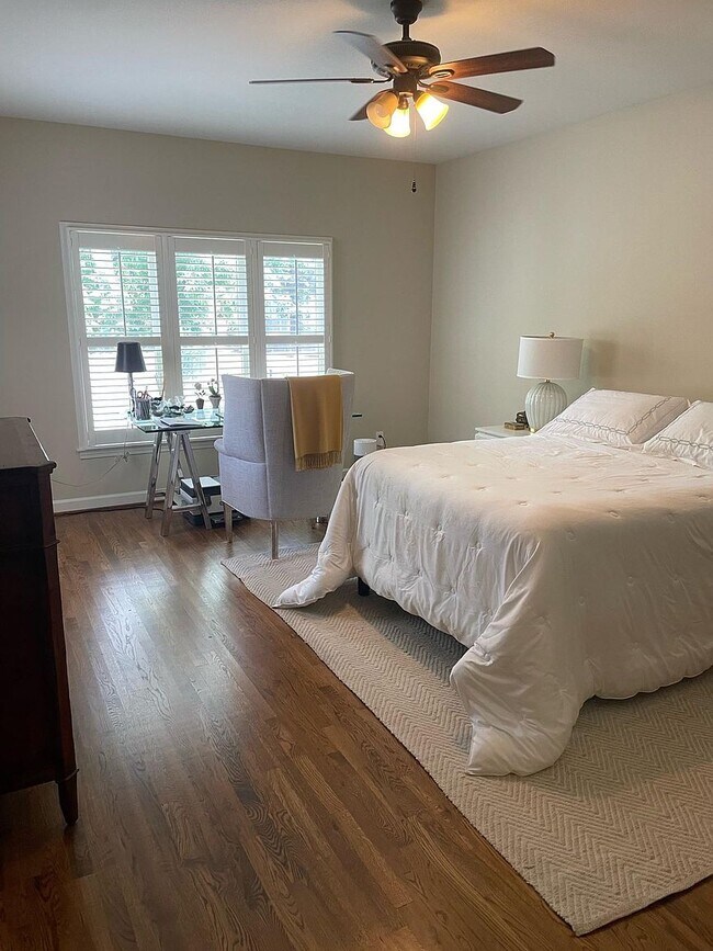 Foto del edificio - 108 Westover Park Ct