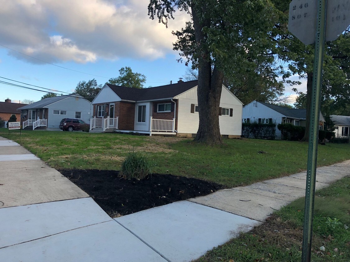 1717 Locust St, New Cumberland, PA 17070 House Rental in New