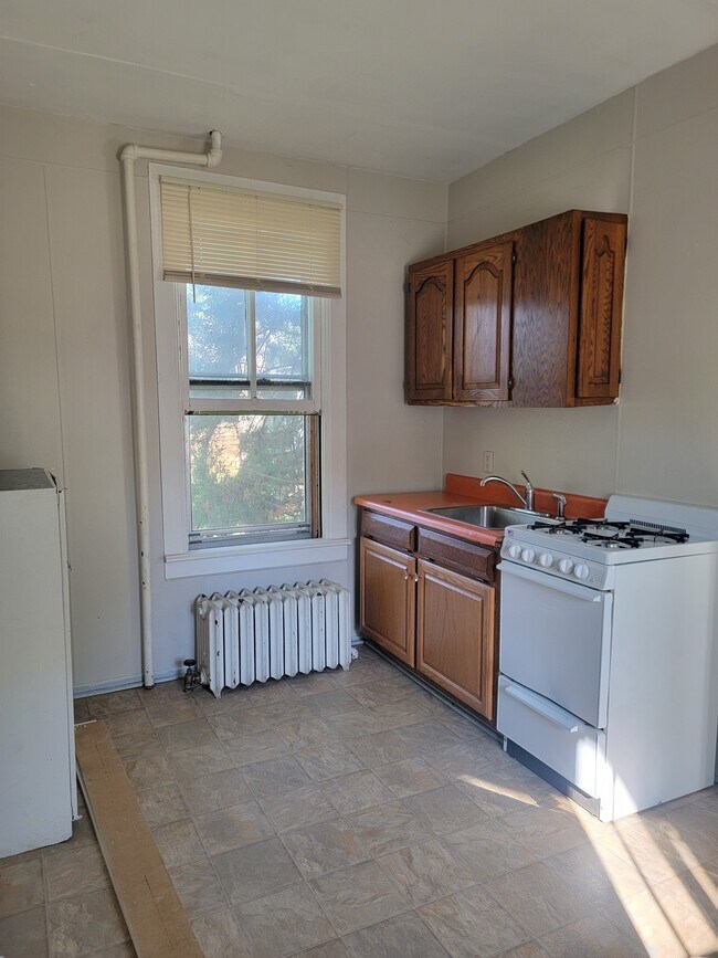 Building Photo - 403 W Wabasha St