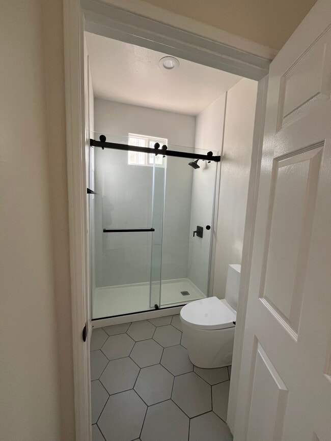 Foto del edificio - 5260 Premier Hills Circle -205