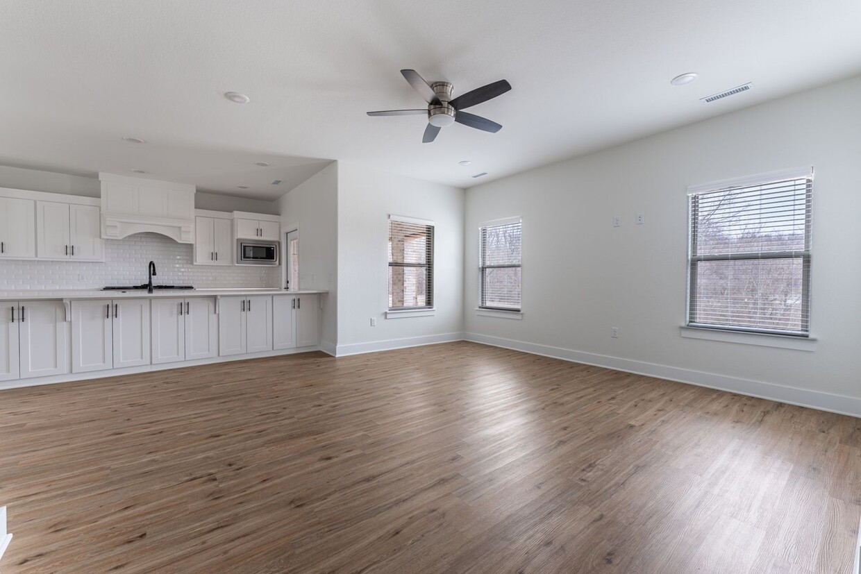 Beautiful Home on Two Acres - Beautiful Home on Two Acres